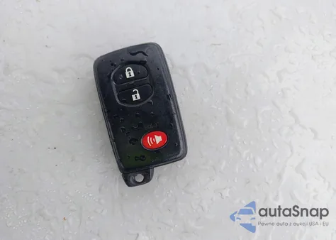 2010 Toyota Prius Iii z USA, uszkodzony, nr VIN JTDKN3DU3A0074264